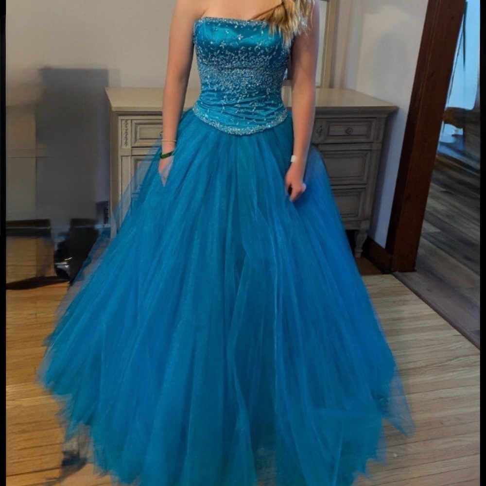 Stunning Blue Strapless Ball Gown quinciera prom formal gala